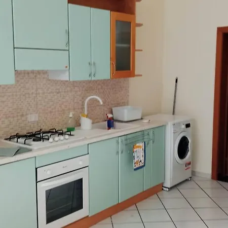 Casa Intera 1 Km Dalla Lägenhet Catania